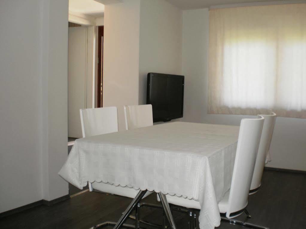 Apartments Marija Spalato Esterno foto